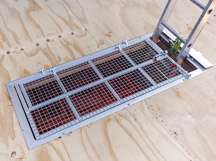 Safe Deck Hatch Head Image